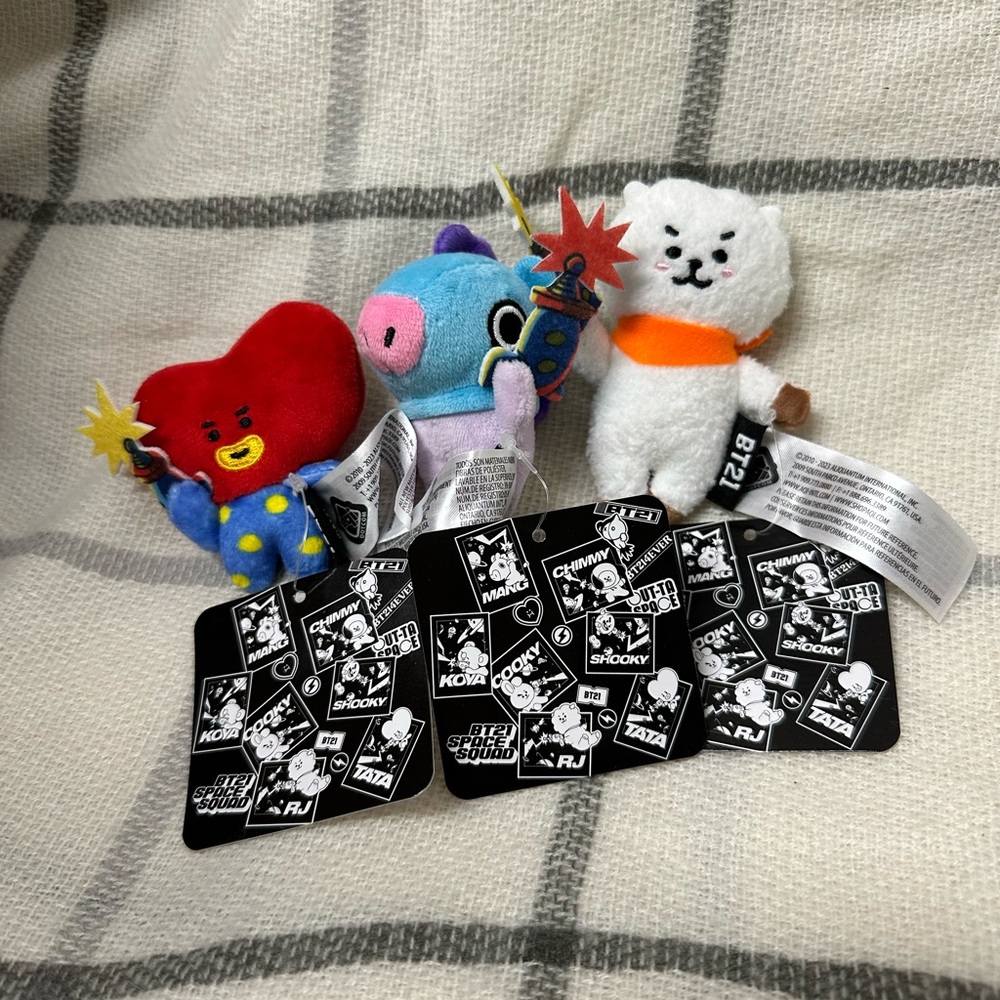 NWT BT21 (Tata, Mang, RJ)